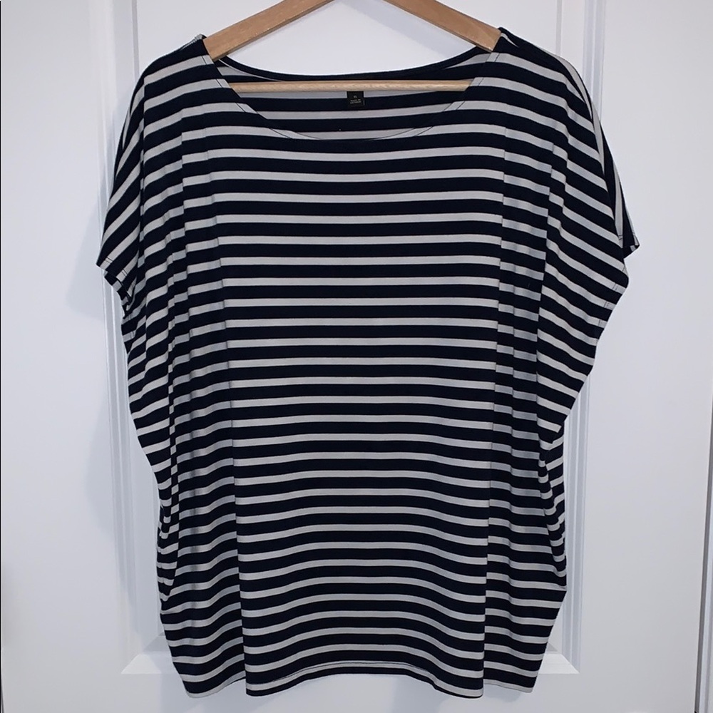 Ann Taylor Factory Navy and White Striped Women's Wedge Top With Cap Sleeves XL